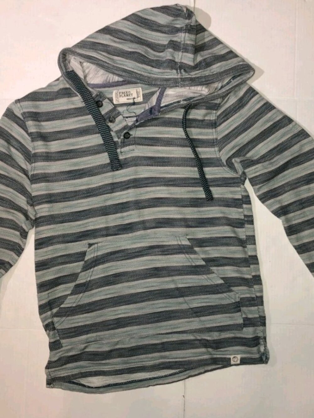 Free Planet Mens Pullover Hoodie Size Medium Blue Green Stripe
